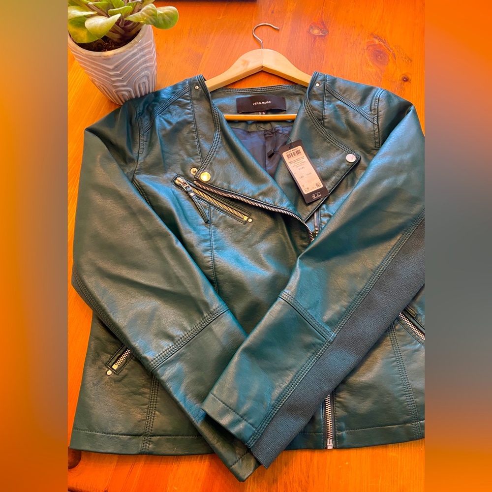 Gorgeous Teal Vero Moda Jacket